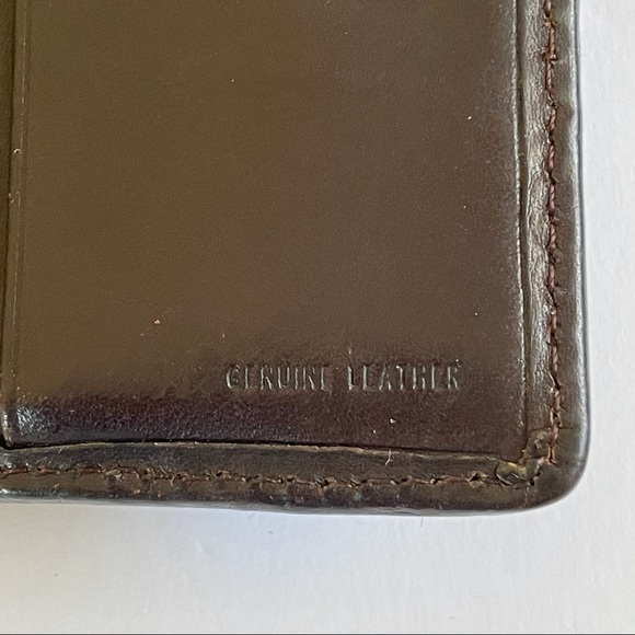 Fossil Brown Essential Leather Wallet - Picture 7 of 14